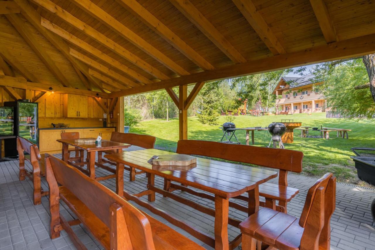 Apartments Nad Rybniky Horní Planá Bagian luar foto
