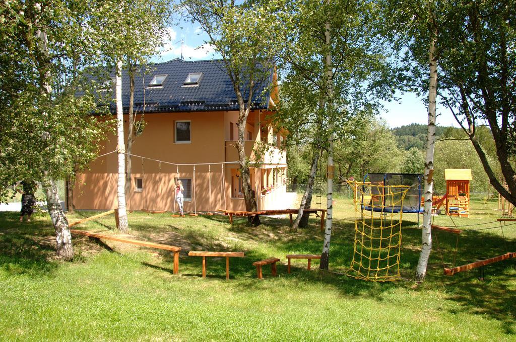 Apartments Nad Rybniky Horní Planá Bagian luar foto