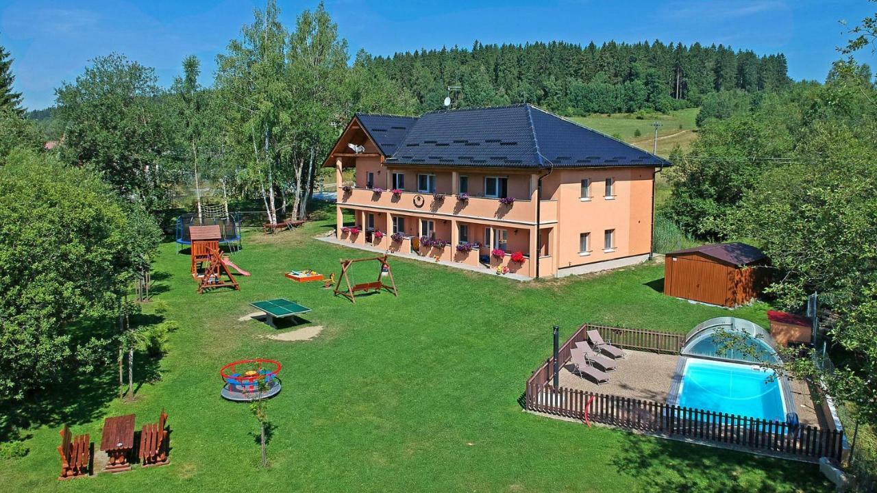 Apartments Nad Rybniky Horní Planá Bagian luar foto